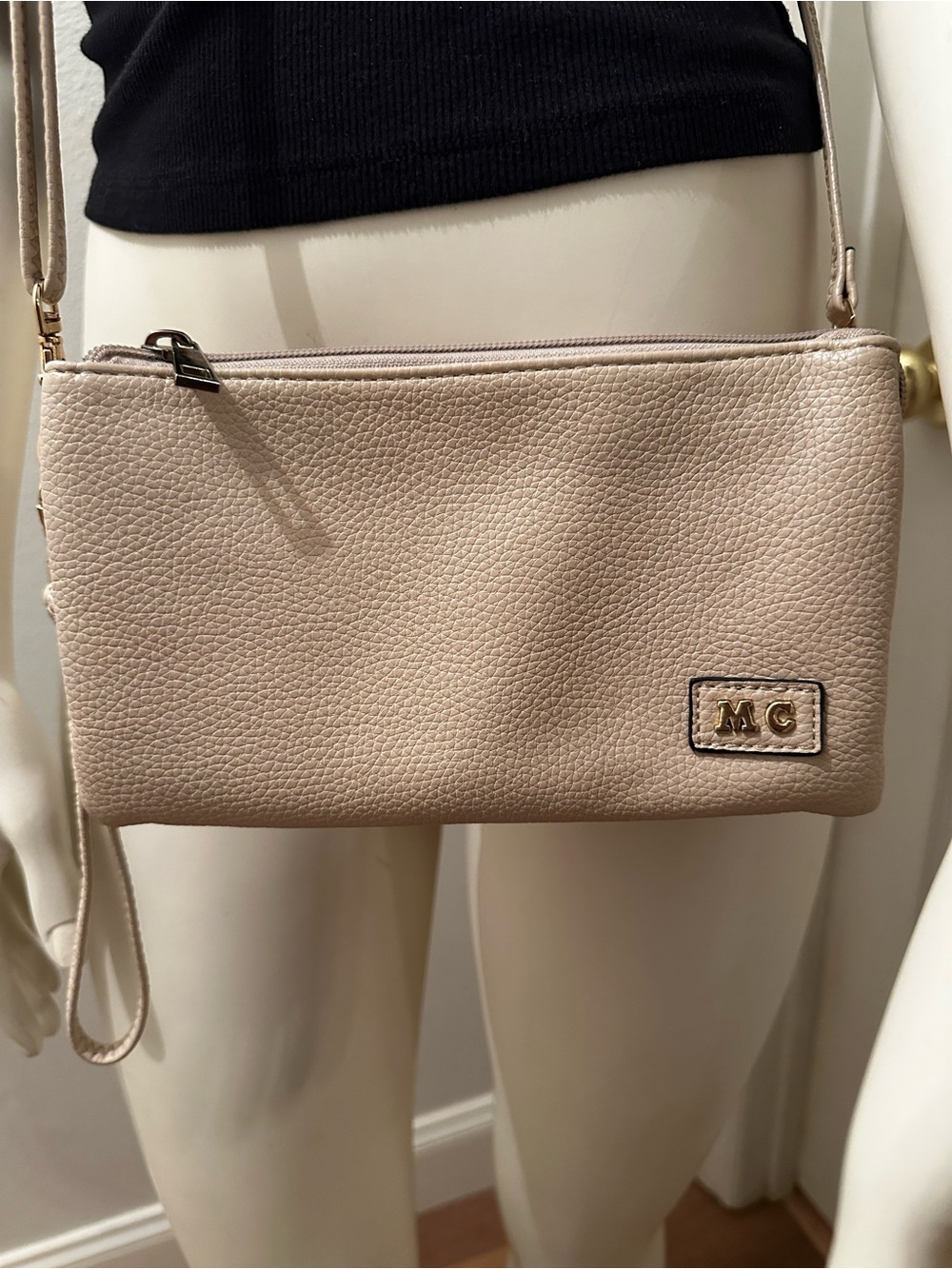 Women’s Pebbled Leather Crossbody Bag in Beige small